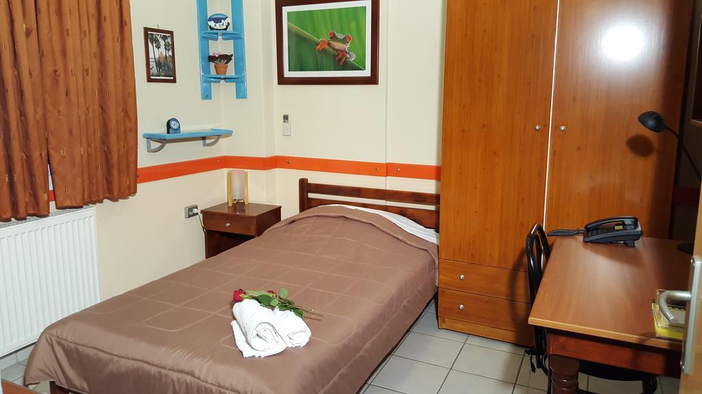 Stella Family Apartments Színdosz Szoba fotó
